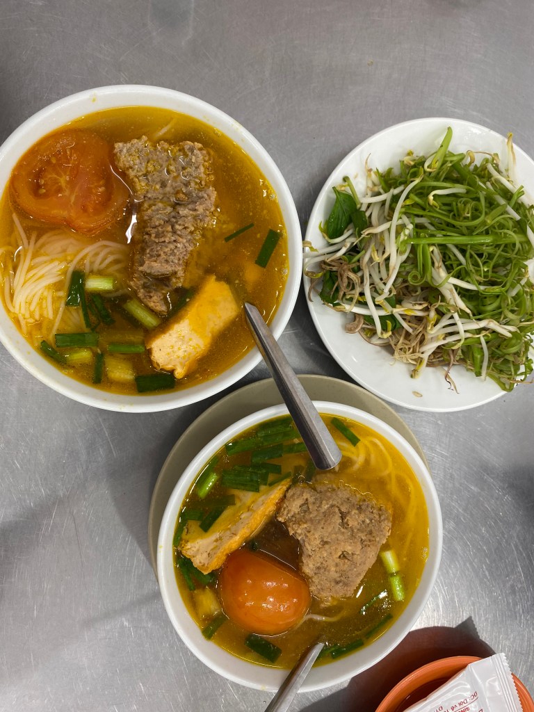 Bún Riêu